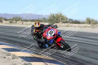 media/Dec-04-2025-Racers Edge (Thu) [[5ebc9f124d]]/2-A Group/1-Session 2 (Turn 7 Inside)/